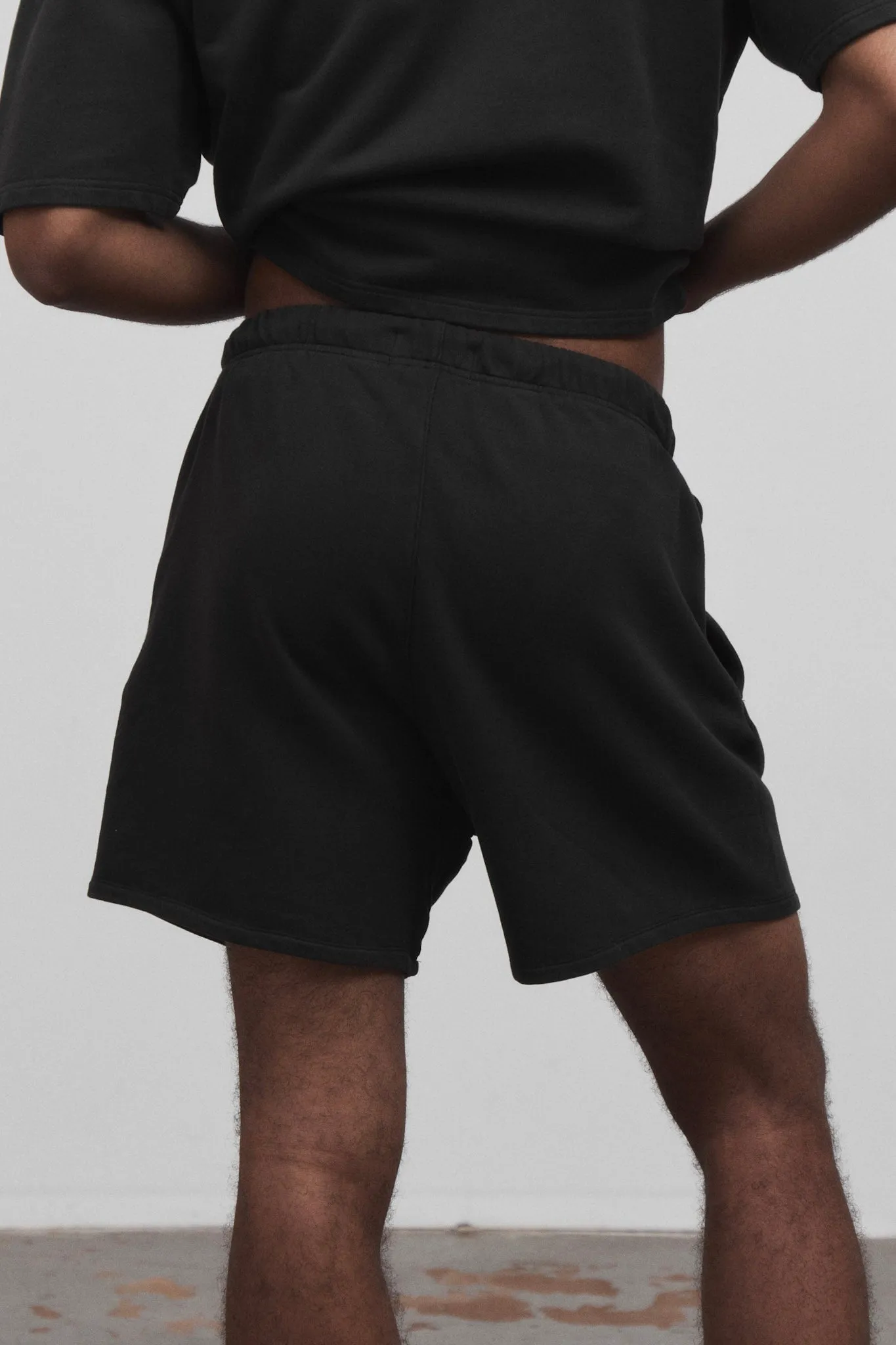 BOXY man SHORTS in WASHED GREY