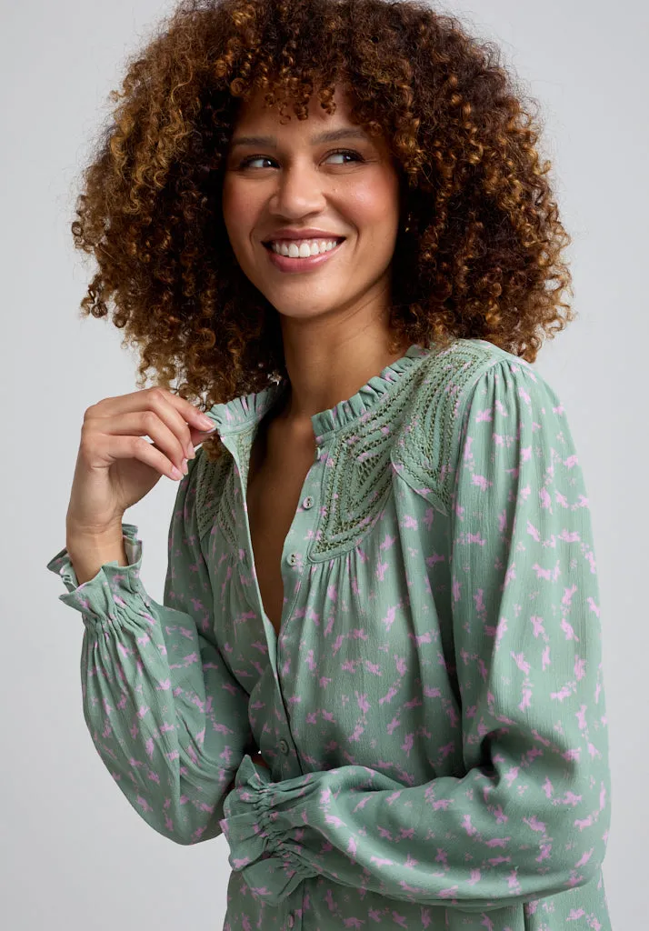 Fearne Cutwork Detail Dove Print Blouse In Green