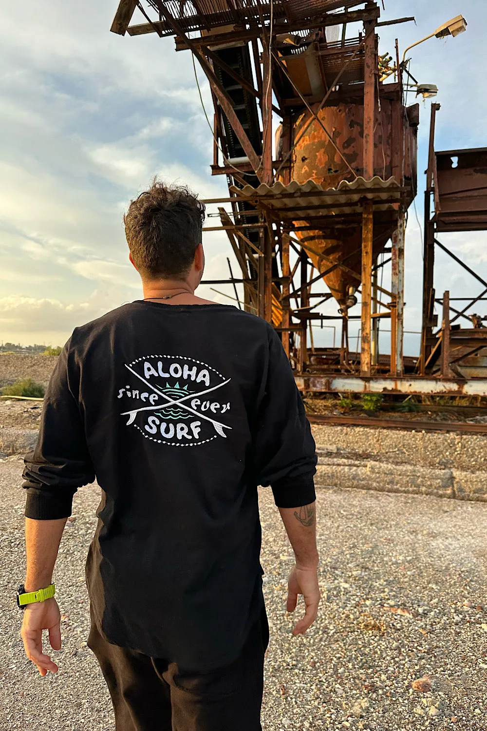 SURF ATTITUDE V SWEATSHIRT
